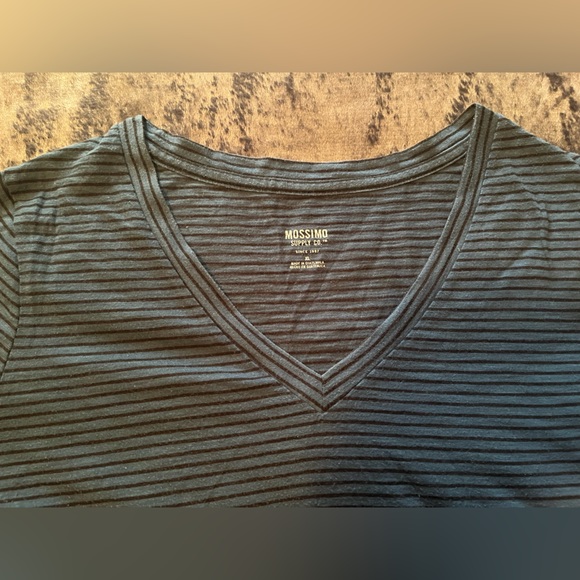 Mossimo V Neck Stripped Green Blue Black Short Sleeve Shirt Size XL - Picture 3 of 6